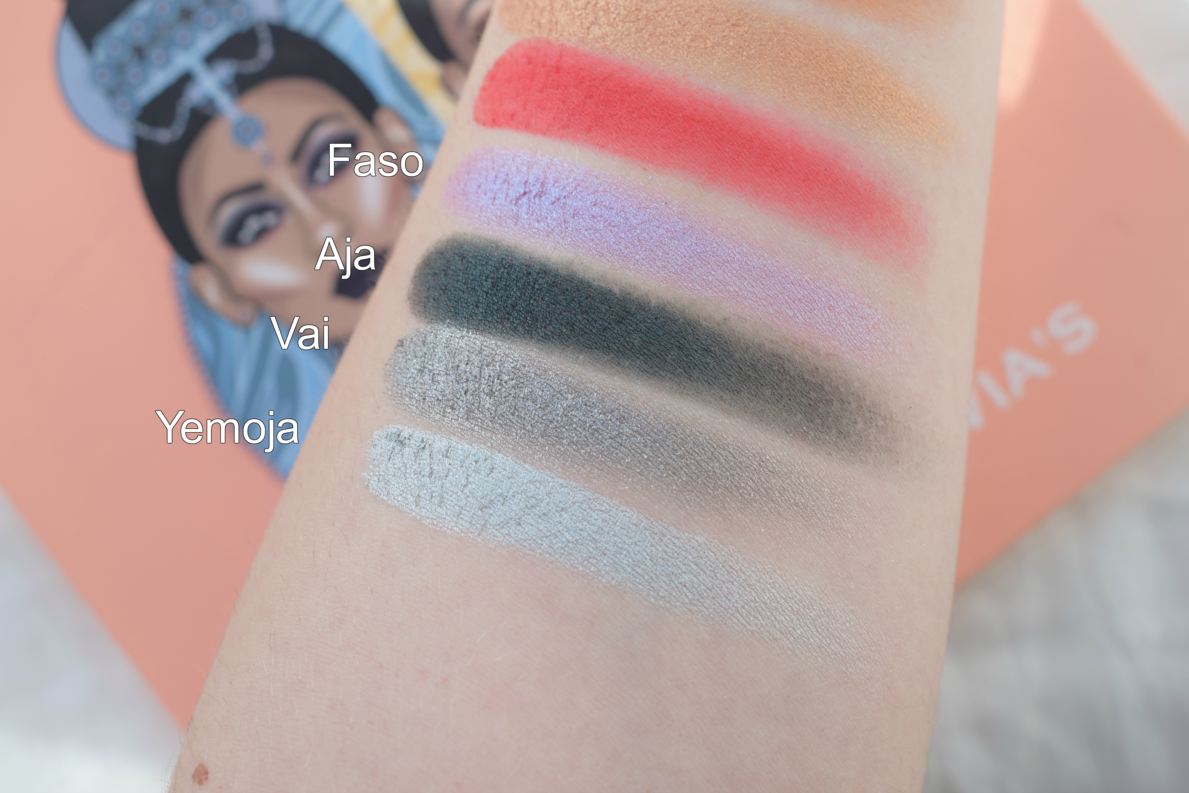 the-magic-palette-third-row-swatches