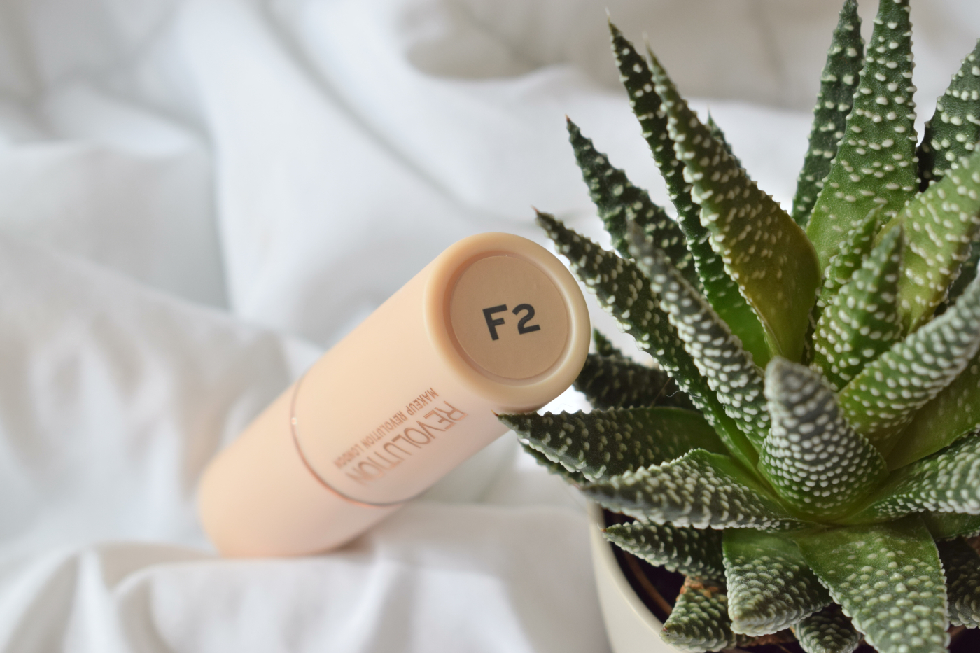 Revolution-fast-base-foundation-stick-review-and-swatches (7)
