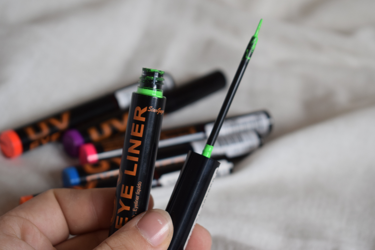 Stargazer-neon-eyeliners-review-swatches (5)